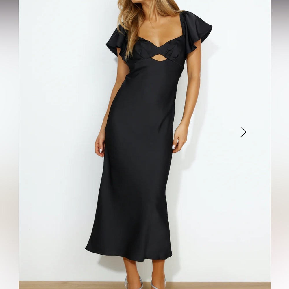 Hello Molly Elegant Black Dress